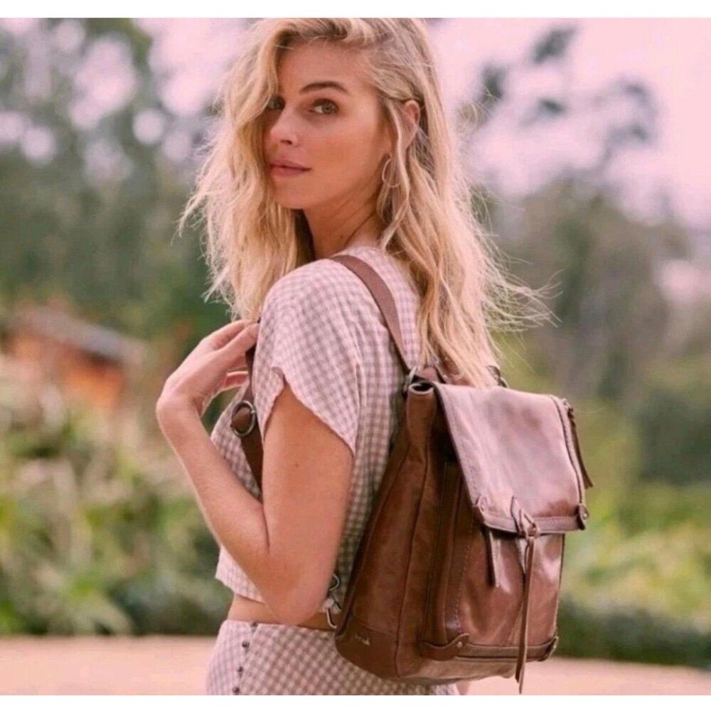 The Sak Ventura Convertible Backpack
Crossbody Bag Brown Leather Cognac Boho